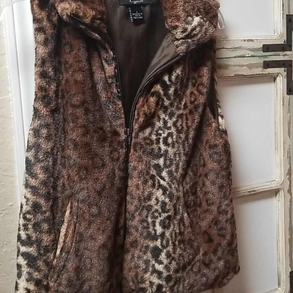 Faux Fur Animal Print Vest